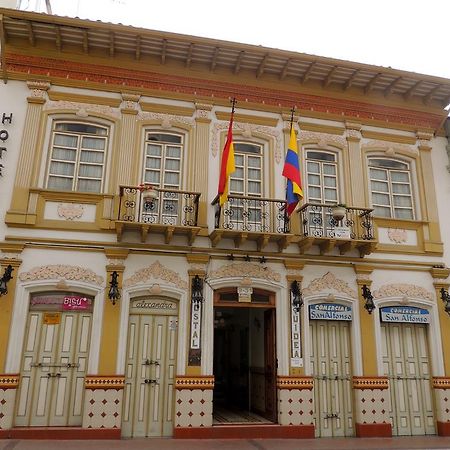 Hotel La Orquidea Cuenca Bagian luar foto