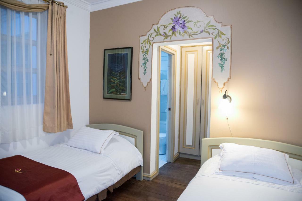 Hotel La Orquidea Cuenca Bagian luar foto